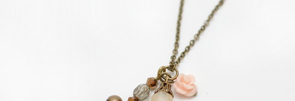 ¿Eres Romántica…? - Collar 1.3