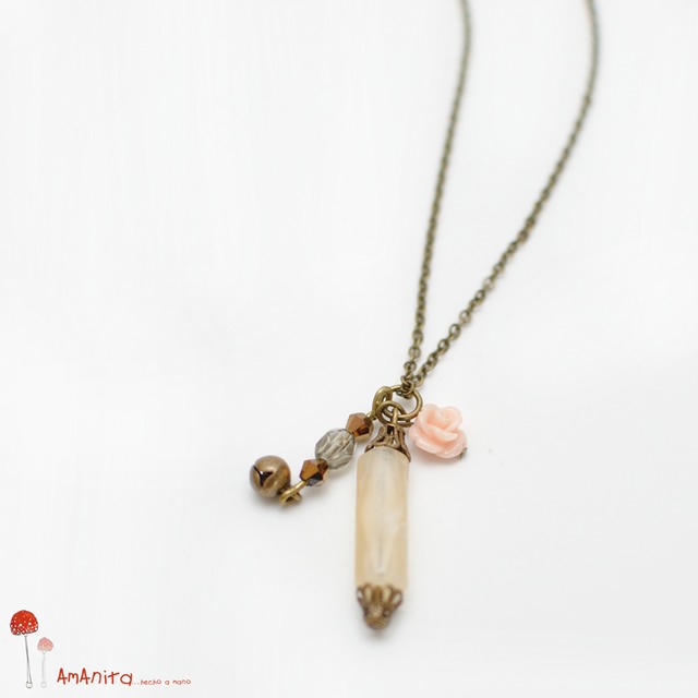 ¿Eres Romántica…? - Collar 1.3