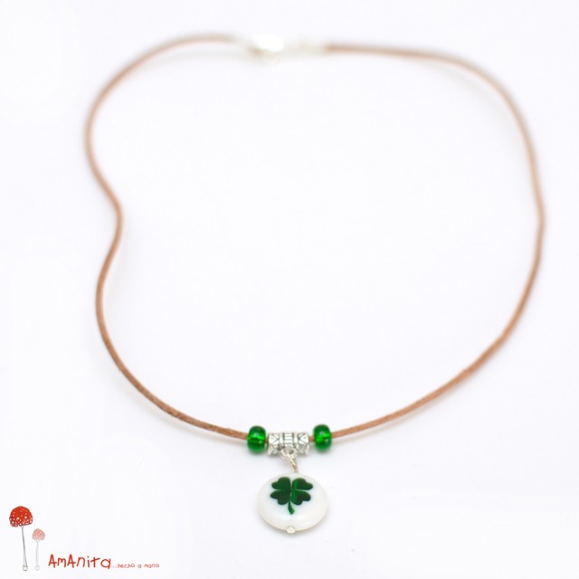 Jóvenes Amanitas - Collar 4