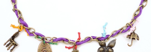 Jóvenes Amanitas - Collar 7.1